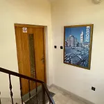 Apartman Robert * 자다르