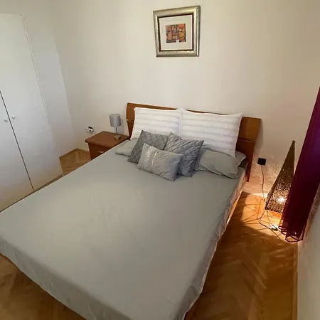 Apartman Robert * 扎达尔